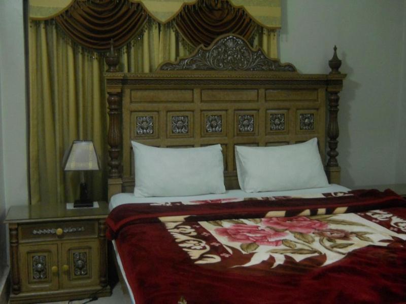 Sunrise Guest House ملتان المظهر الخارجي الصورة